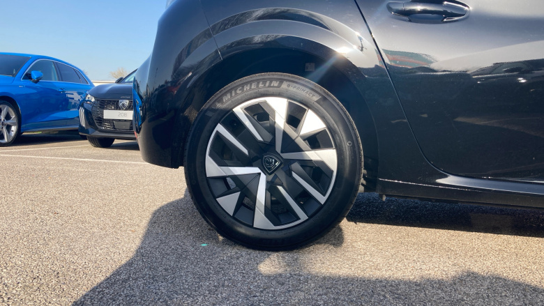 Peugeot 208 1.2 PureTech 100 Style 5dr Petrol Hatchback